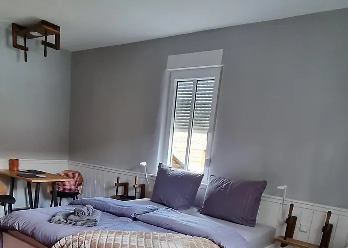 Zur Alten Tischlerei Homestay szállás *